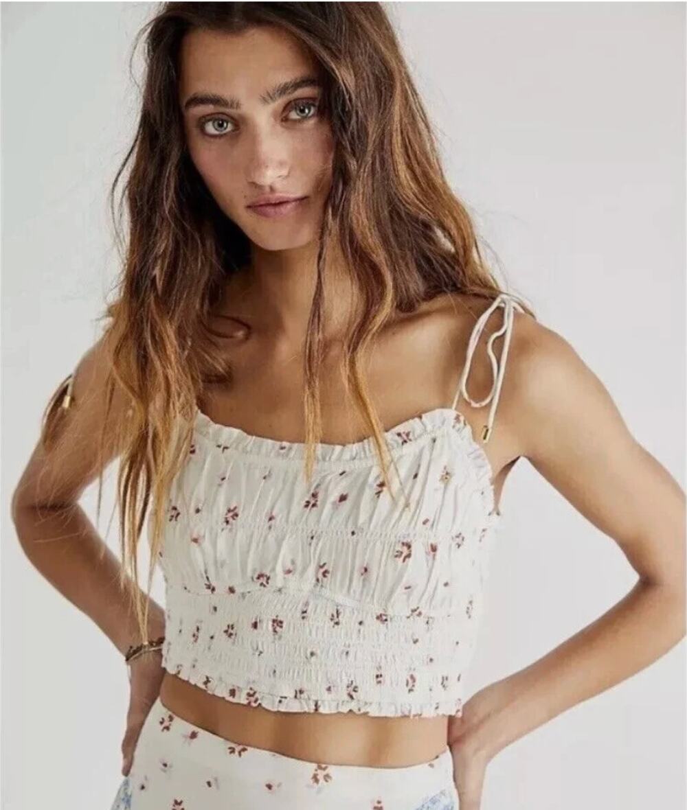 FREE PEOPLE NWT Kaia Floral Smocked Cropped Top // S